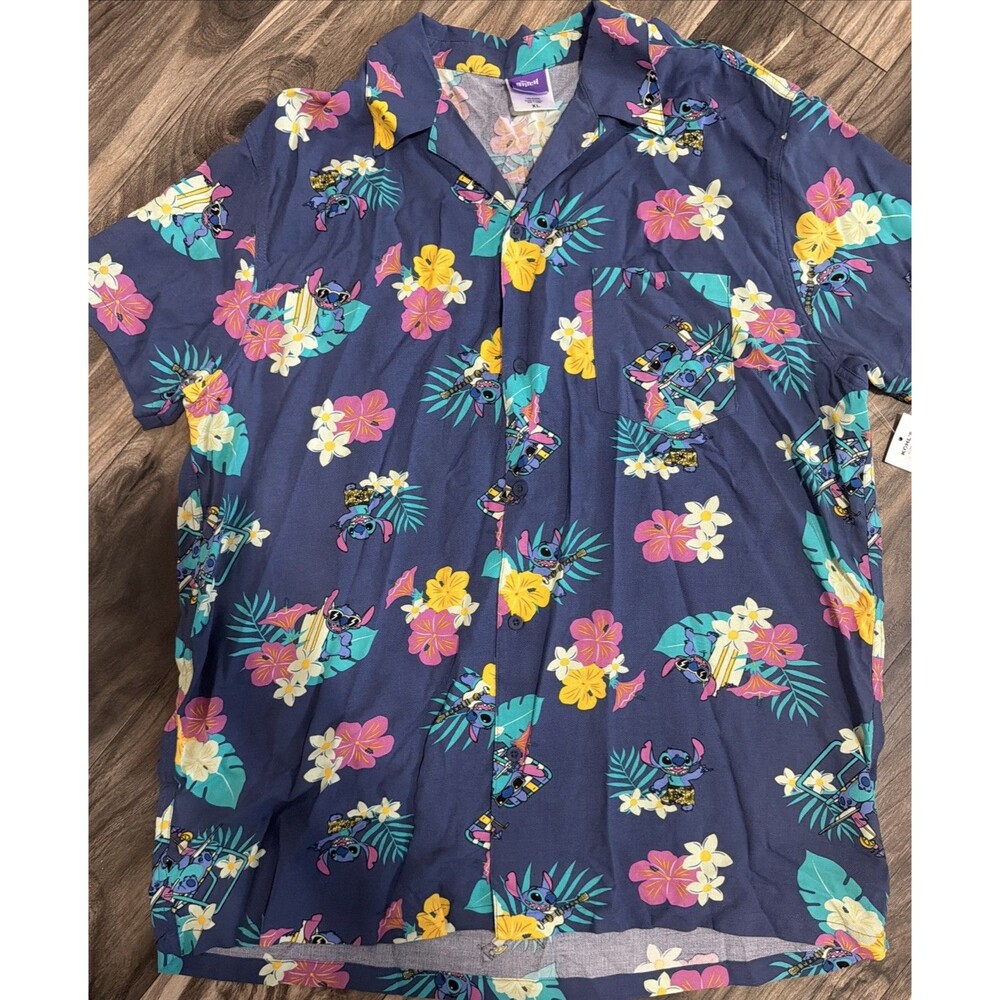 Disney Stitch Hawaiian Shirt Mens XL Tropical Aloha Rayon Button Up NWT